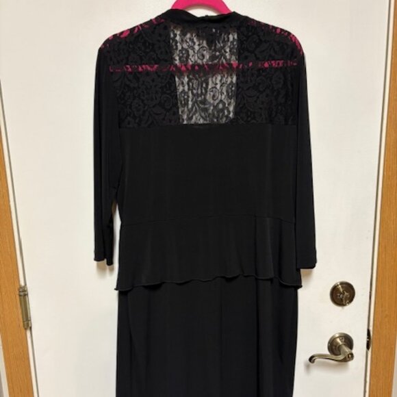 Beautiful Ronni Nicole Black Lace Dress with Attached Jacket. Sz. 16 - Picture 5 of 5